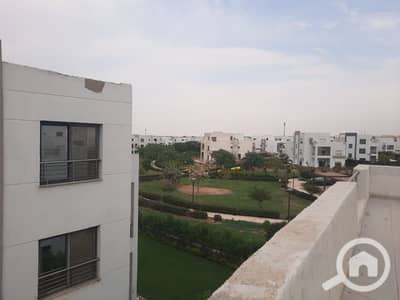 5 Bedroom Villa for Sale in Shorouk City, Cairo - 5e357220-d493-446b-8fe2-a5a42c6e5c34. jpg