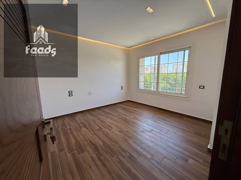 3 WhatsApp Image 2025-12-15 at 1.59. 45 PM (2). jpeg