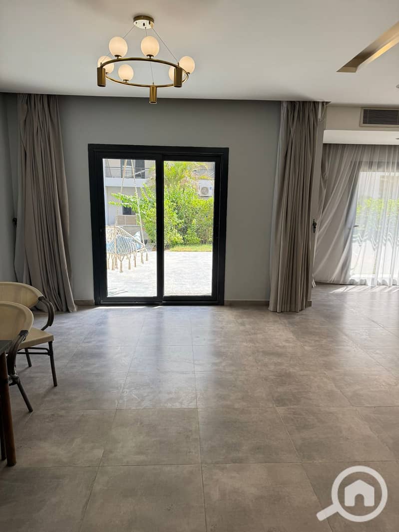 9 WhatsApp Image 2025-12-04 at 15.28. 39_d27c10a8. jpg