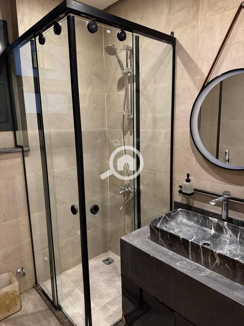 18 WhatsApp Image 2025-12-04 at 15.28. 43_38130397. jpg