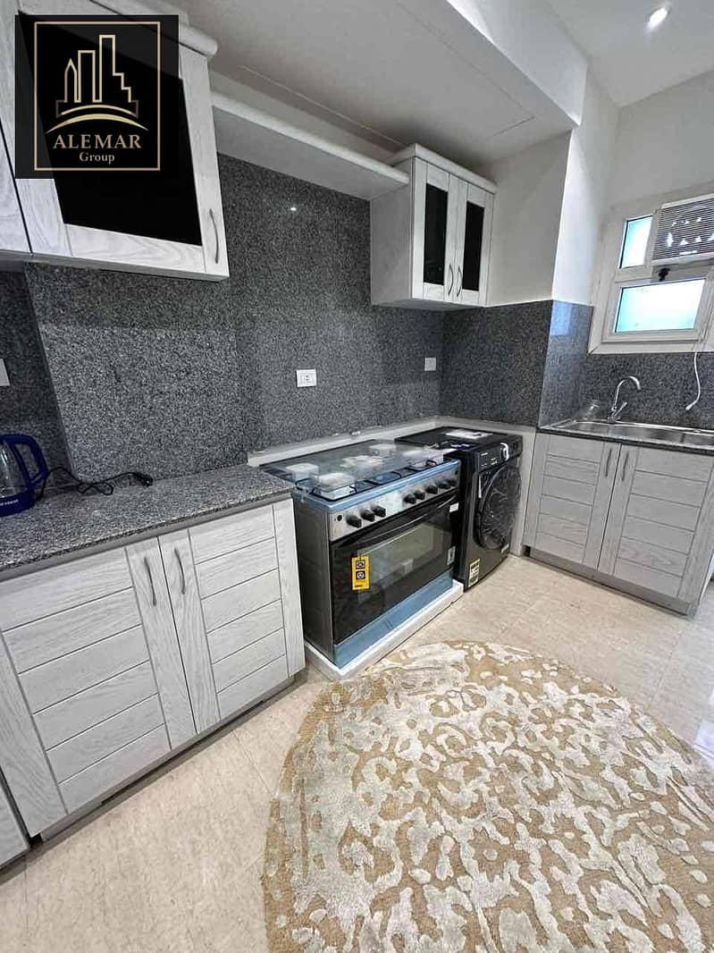 12 e2587206-44bf-4fb2-99c7-f33e0df318c3. jpg