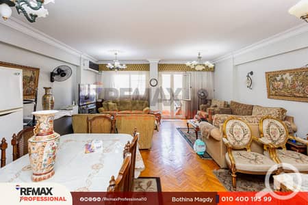 فلیٹ 4 غرف نوم للبيع في سموحة، الإسكندرية - 1. jpg