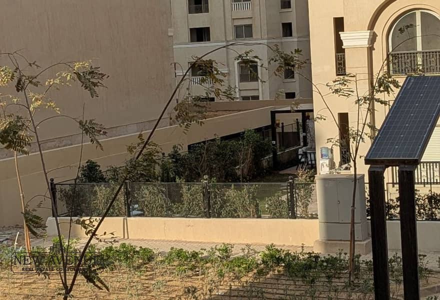 5 f4a2bfbe-6465-46a2-8967-647e983ee2ba. jpg