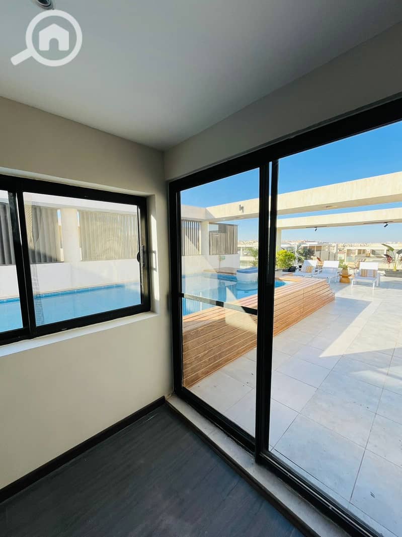 7 WhatsApp Image 2025-12-15 at 13.28. 43 (1). jpeg