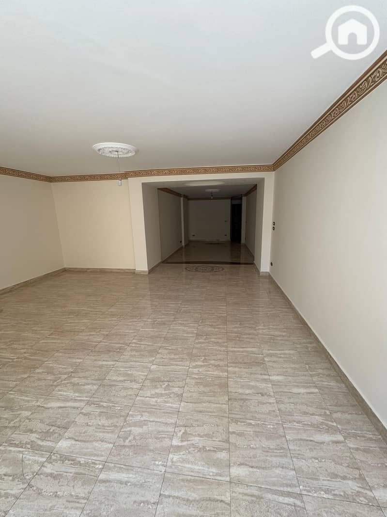 2 e2e6c60c-ba80-4516-8476-954b23a70167. jpg