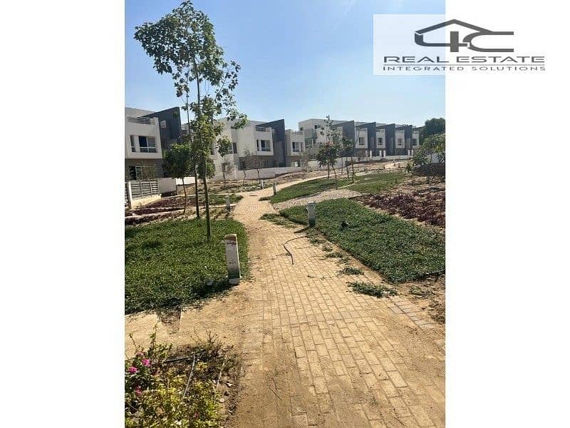 12 WhatsApp Image 2023-03-21 at 5.14. 25 PM (2). jpg