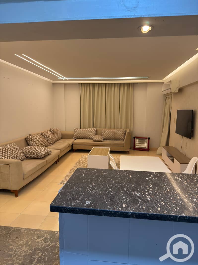 2 ffd0cbe3-a38b-47cd-bd4e-3489ada519fc. jpeg