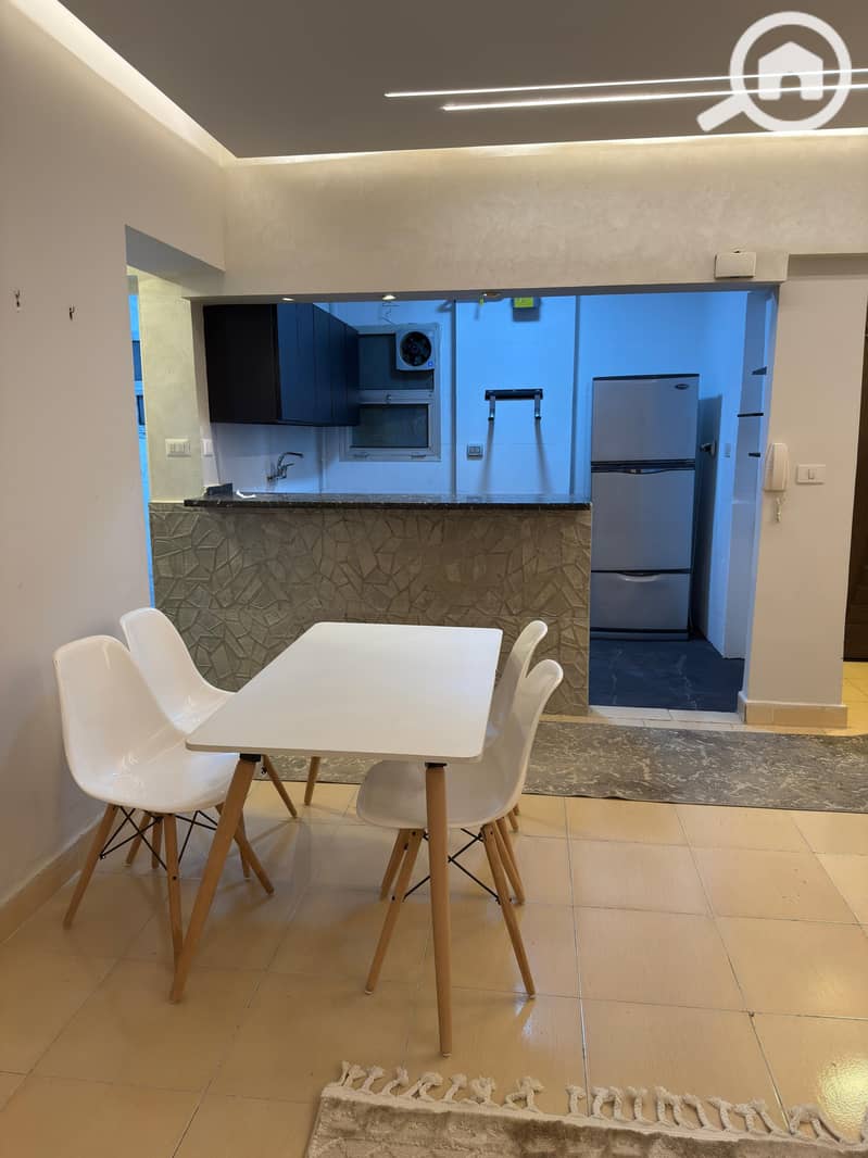 3 b8d3ce9c-0067-4759-bf29-b2ad4db5be82. jpeg