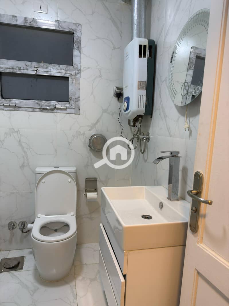 9 0576c8e6-fb91-480f-a5bc-b3369bb910ea. jpeg