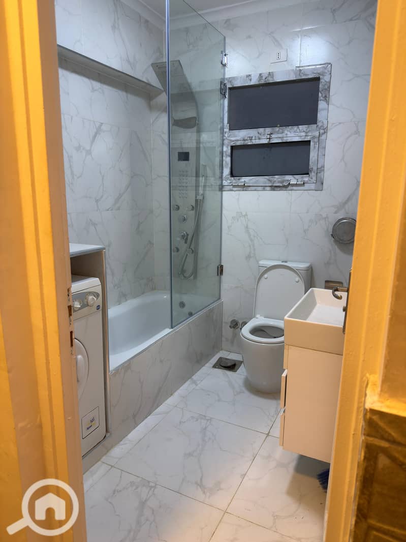 10 d48c755e-88e4-43b9-879f-477ada39ce74. jpeg