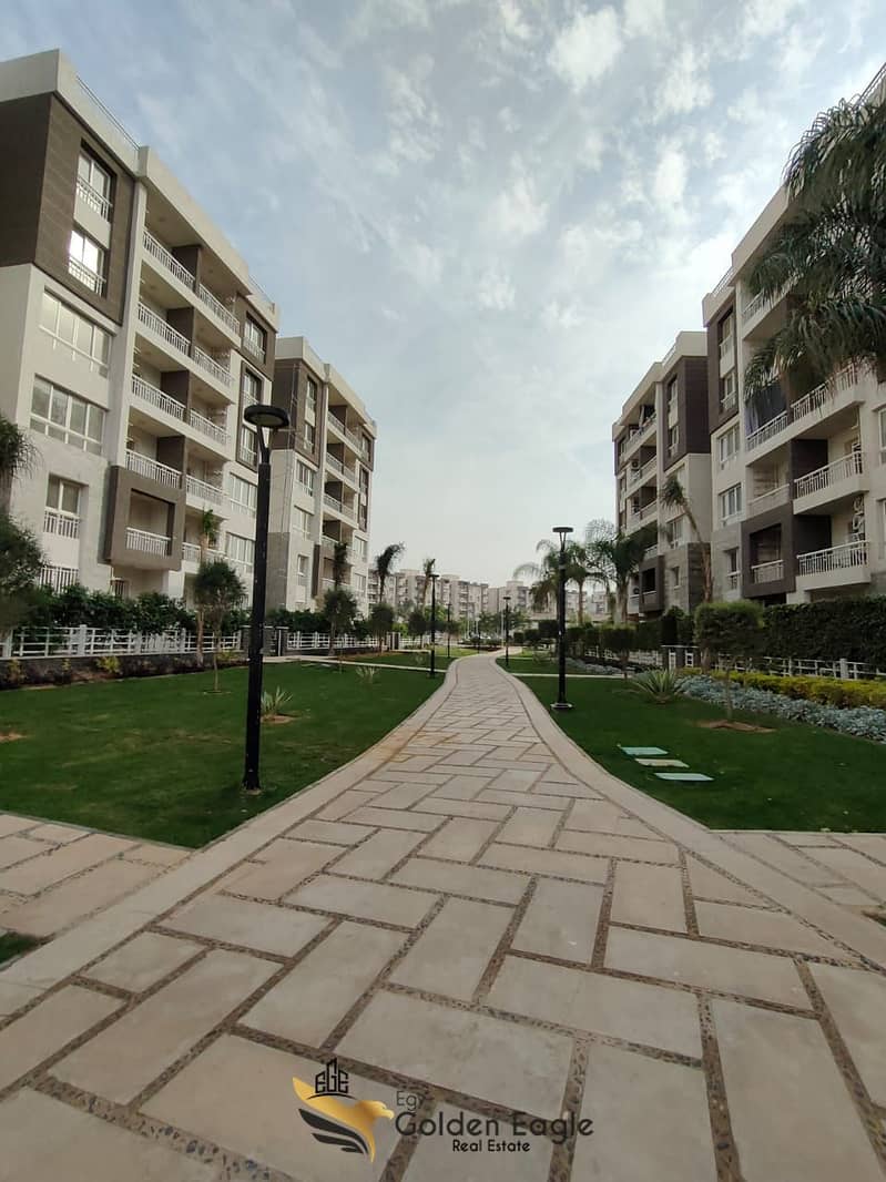 10 11a04993-61a8-456e-981c-f65f93c91917. jpeg