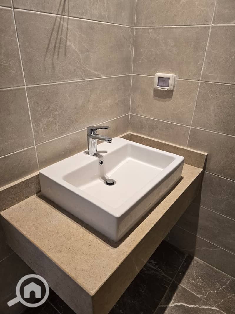 10 WhatsApp Image 2025-10-04 at 11.13. 20 AM. jpeg