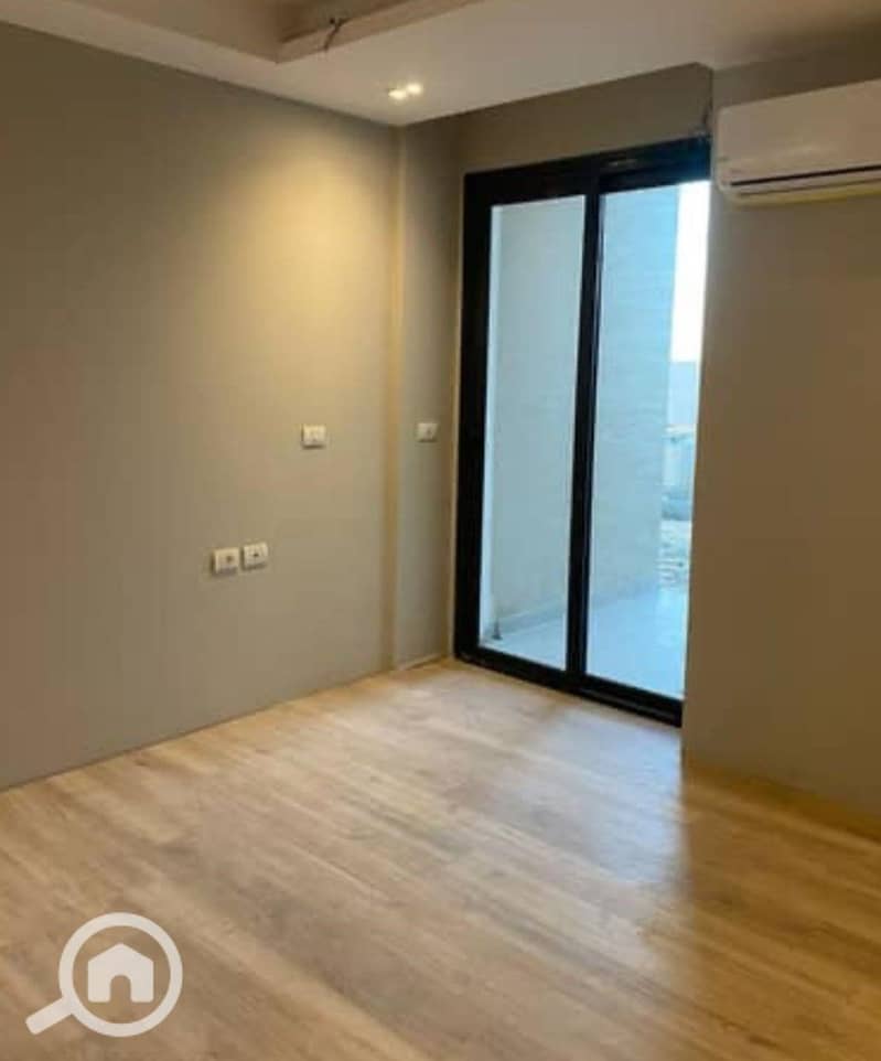 7 WhatsApp Image 2025-12-15 at 12.03. 24 PM (1). jpeg