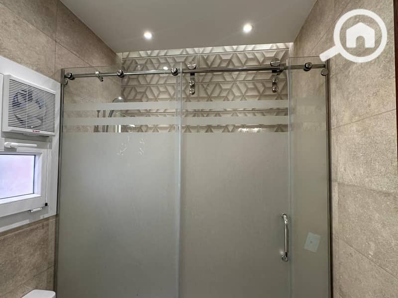 15 4b6a209e-e246-4794-8c6f-051f114557f1. jpg