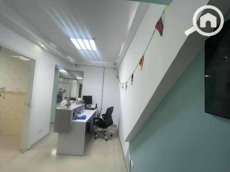 4 a24acbdb-6348-4a57-99d8-d10f60509ce5. jpg