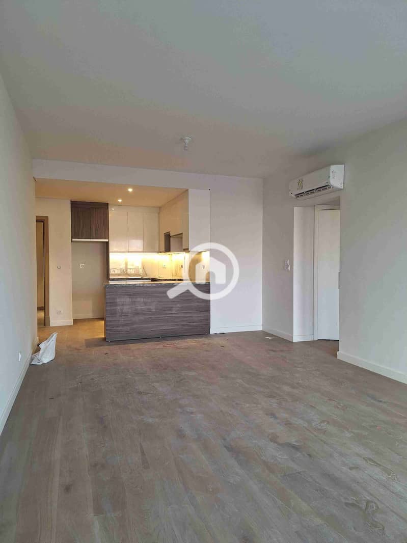 1000506054. jpg 1000506054. jpg