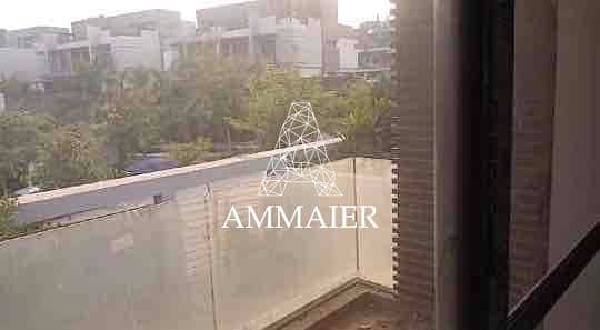 8 e386a8c3-eb20-43d6-961f-6a2c52b8d4a8. jpg