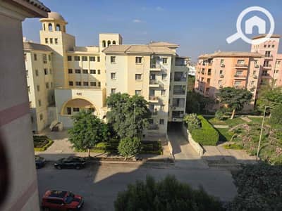 شقة 3 غرف نوم للايجار في 6 أكتوبر، الجيزة - 8b0d8ee8-eac1-4339-b33b-d9adf411c1a2. jpg