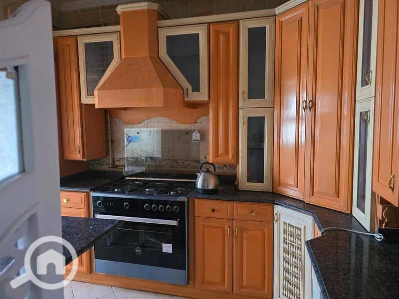 2 0637d4ee-9e20-4df1-b691-54310dfda350. jpg