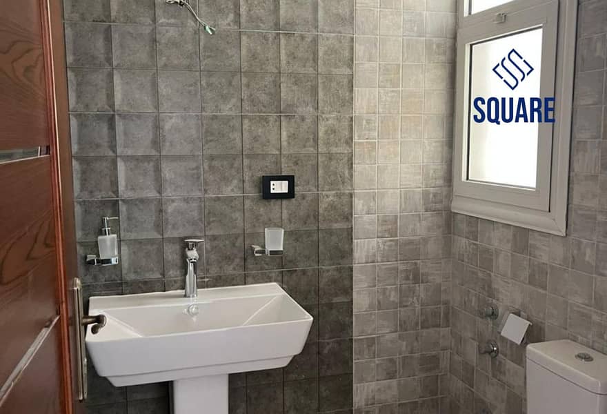 8 8260e590-57e5-40ad-9fc9-b0406808c071. jpg