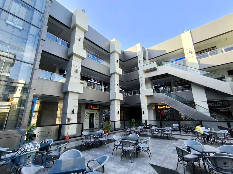 6 WhatsApp Image 2025-12-15 at 4.33. 04 PM. jpeg