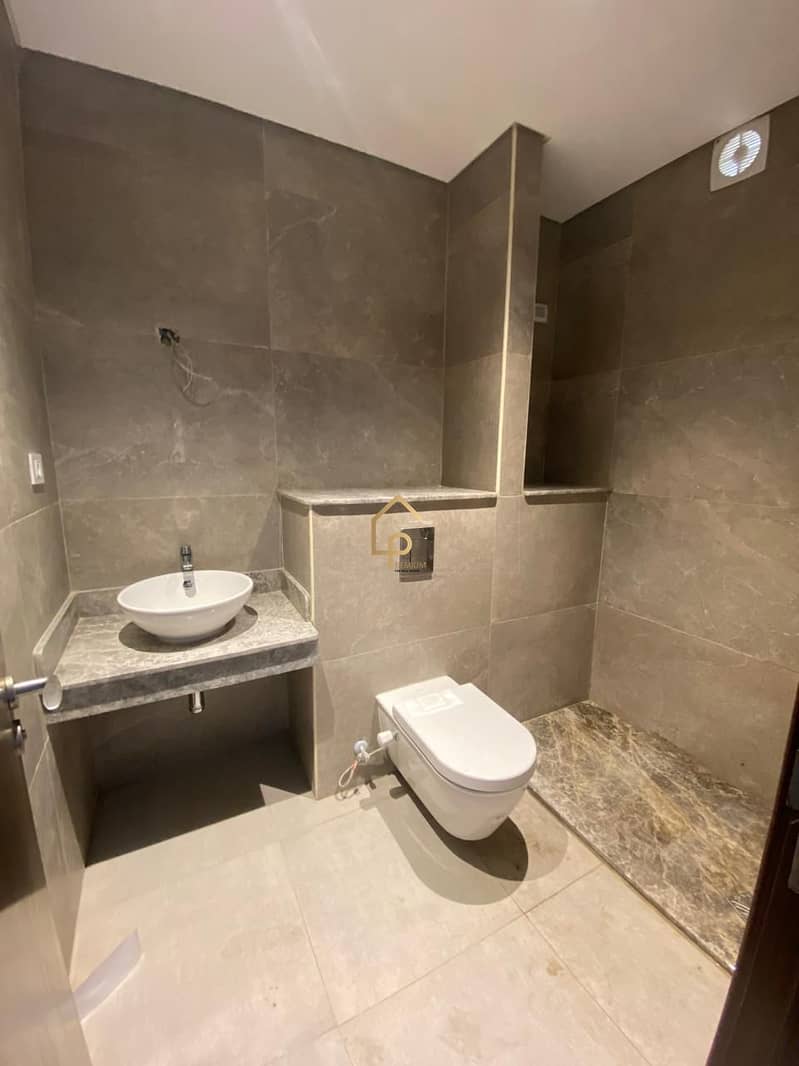 6 WhatsApp Image 2025-12-02 at 4.46. 34 PM (1). jpg