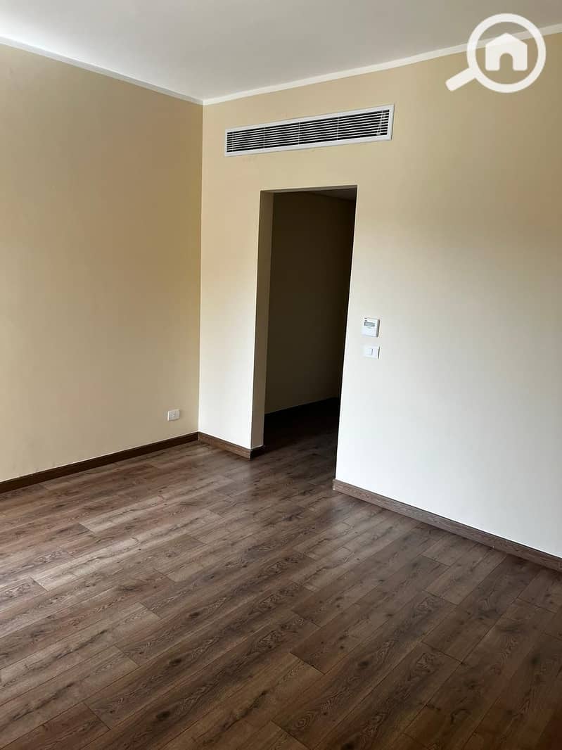 8 WhatsApp Image 2025-12-10 at 1.09. 20 PM. jpeg