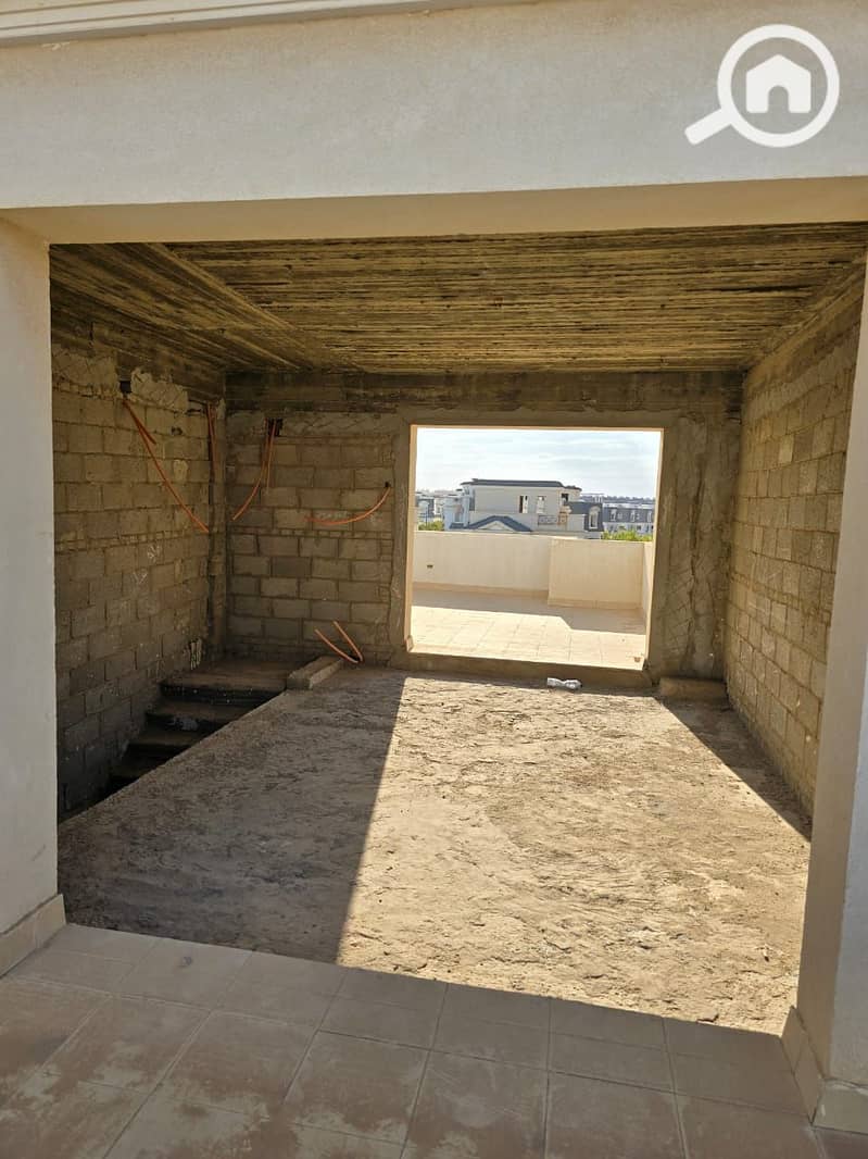 3 WhatsApp Image 2024-11-26 at 4.28. 20 PM. jpeg