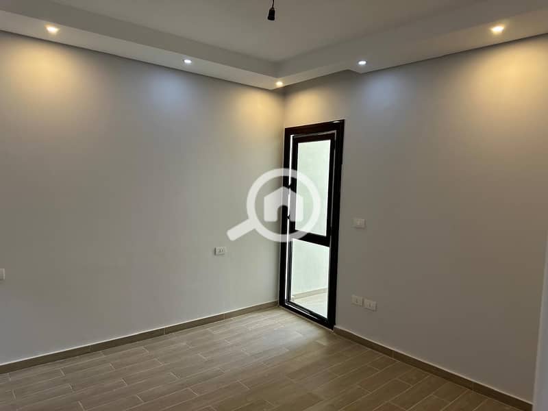 8 WhatsApp Image 2025-12-10 at 1.06. 51 PM (1). jpeg