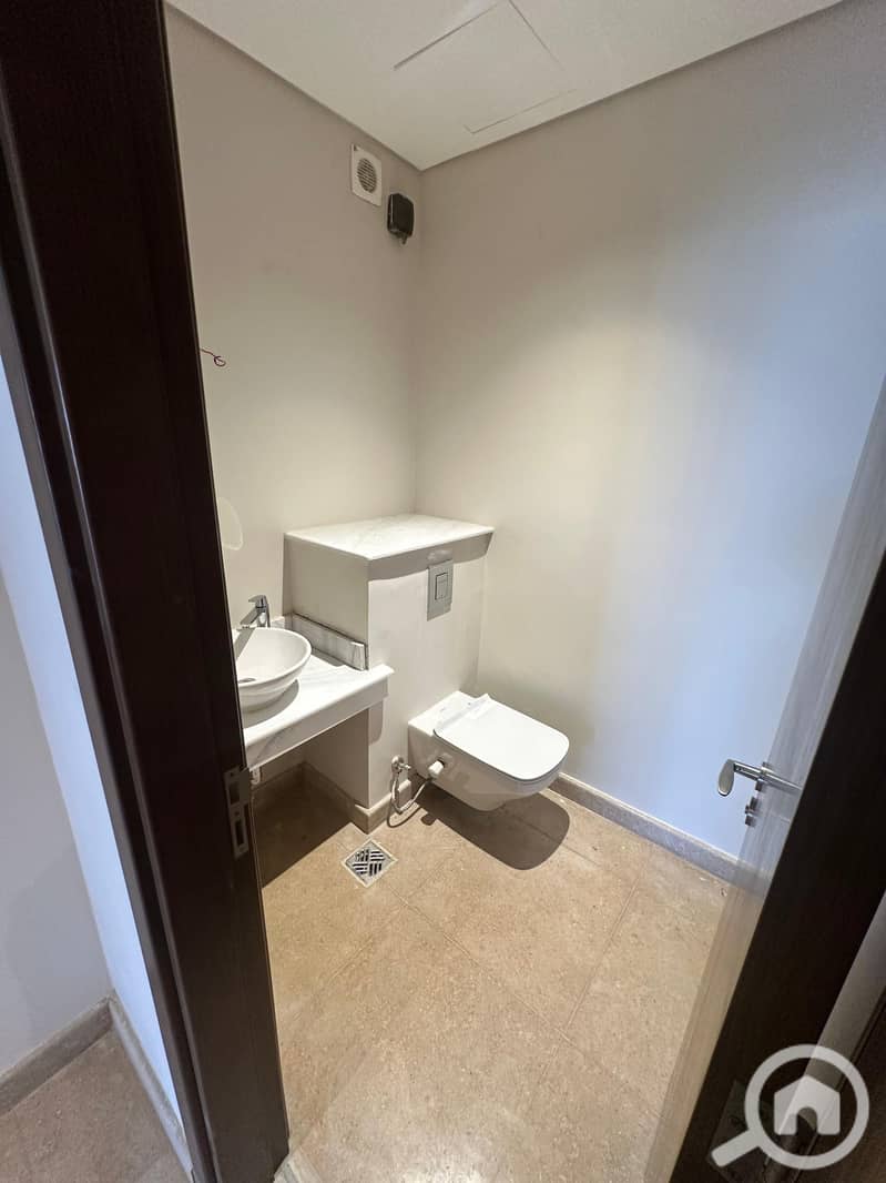 3 WhatsApp Image 2025-10-19 at 8.08. 19 PM (3). jpeg