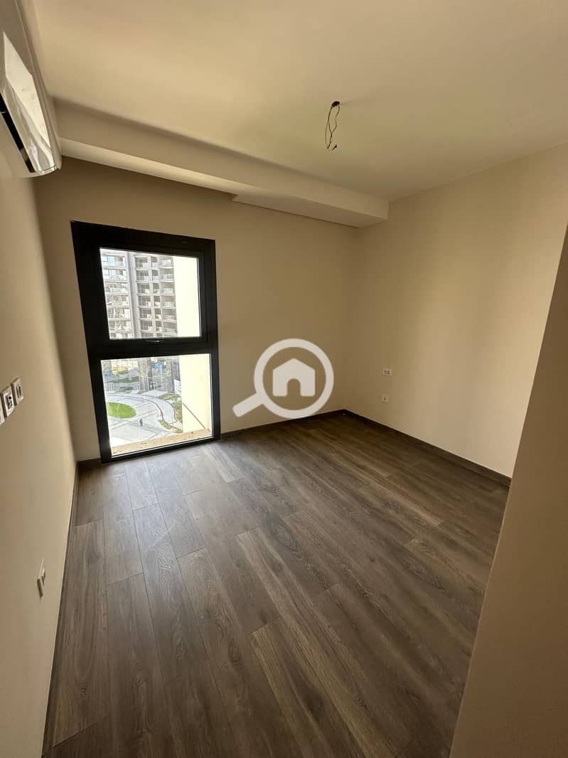 6 WhatsApp Image 2025-10-19 at 8.08. 20 PM (2). jpeg