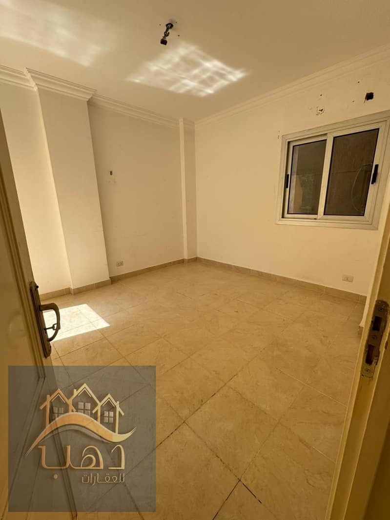 10 WhatsApp Image 2025-10-06 at 3.34. 28 PM. jpeg