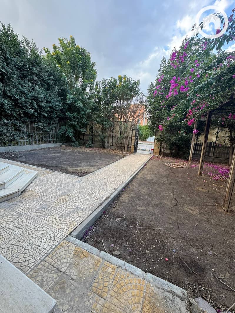 24 WhatsApp Image 2025-12-15 at 3.28. 14 PM. jpeg