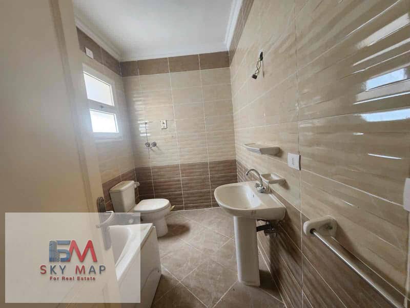 5 bd5f1a4c-2f5b-4798-9216-b13246536563. jpg