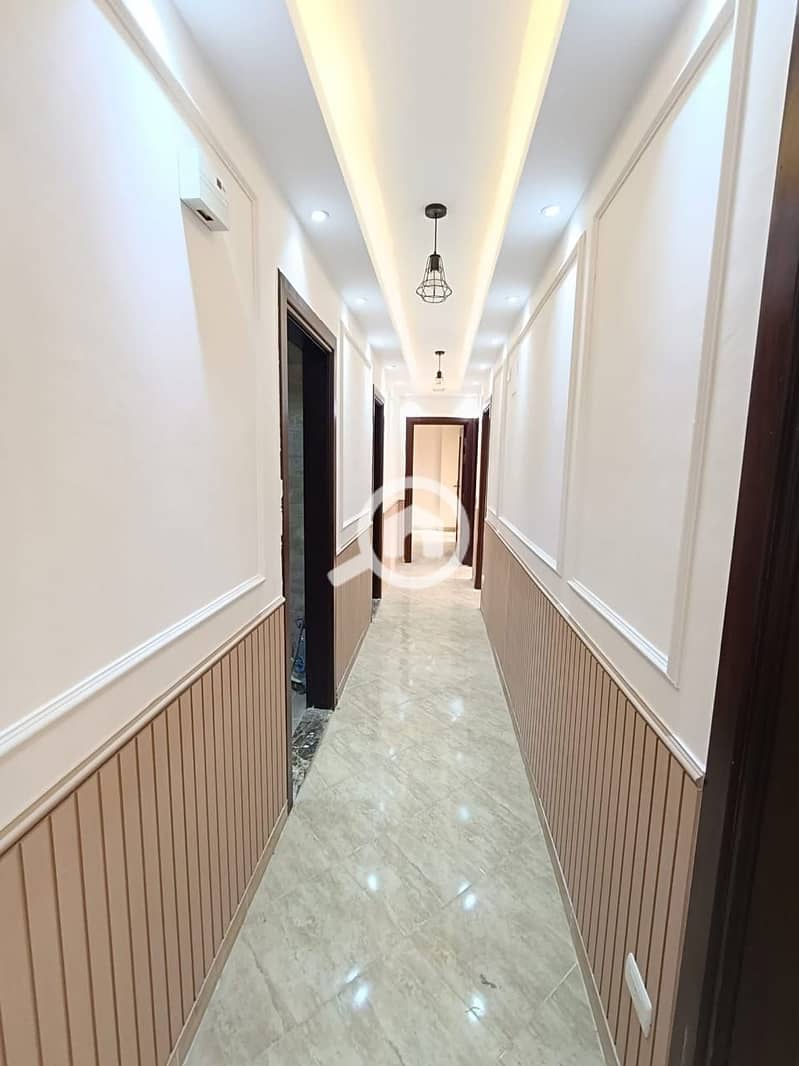 2 WhatsApp Image 2025-12-08 at 16.36. 15_3a3718b0. jpg