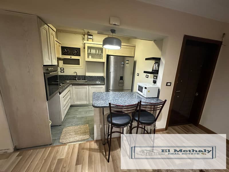 9 d881e907-0f5e-4b5a-90a5-819e5a679d2b. jpg