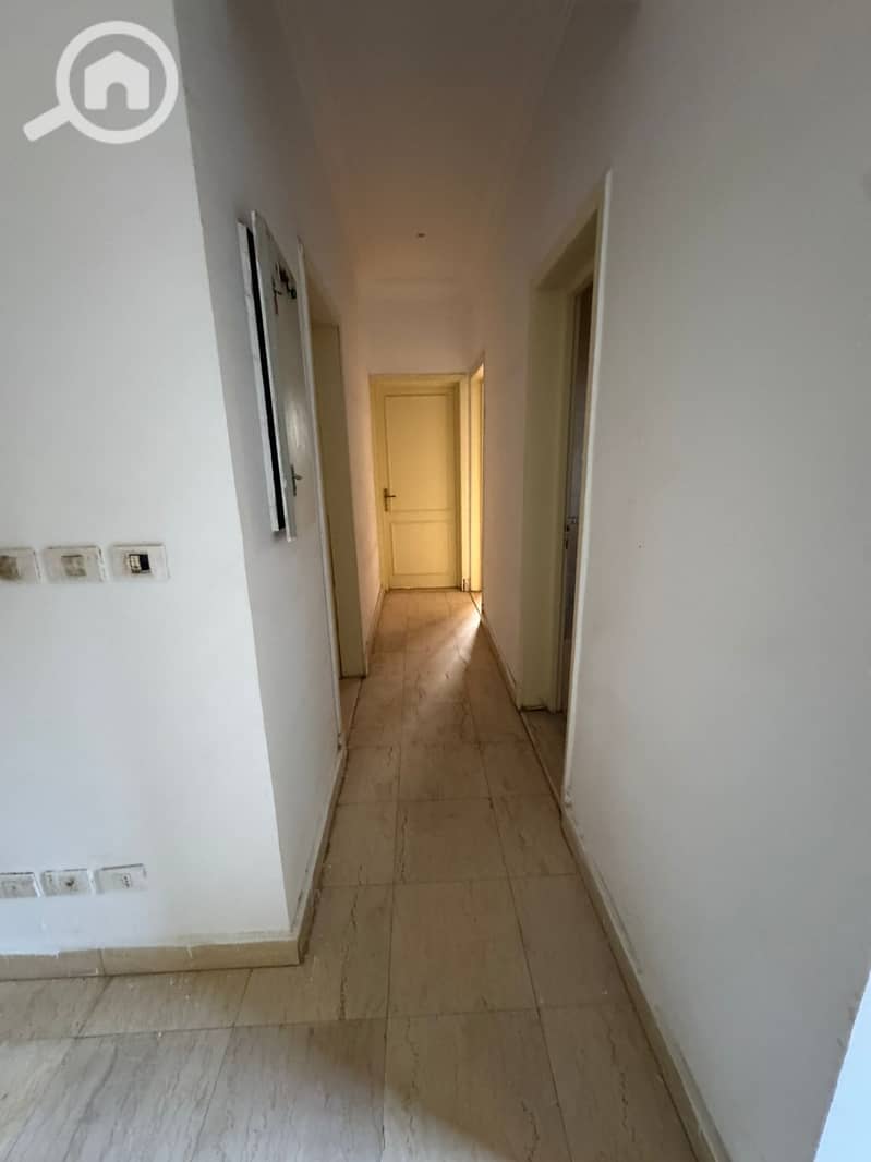 6 d5247f43-cbe9-45d4-8f7a-a8ac4c79c774. jpeg