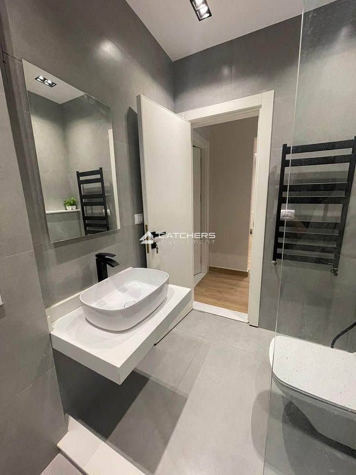 6 589549976_841040725587780_8241694043457476180_n. jpg