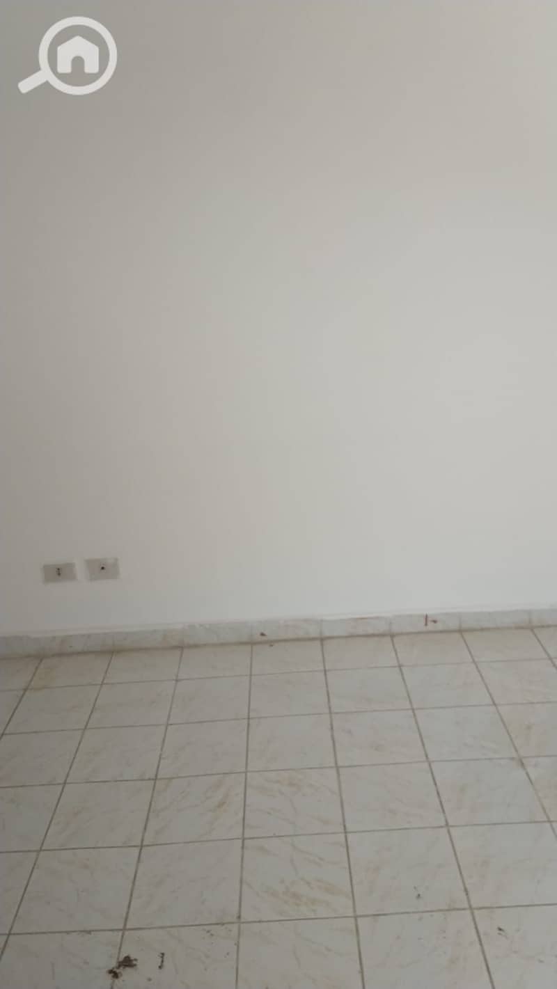 8 WhatsApp Image 2025-12-15 at 16.39. 42. jpeg