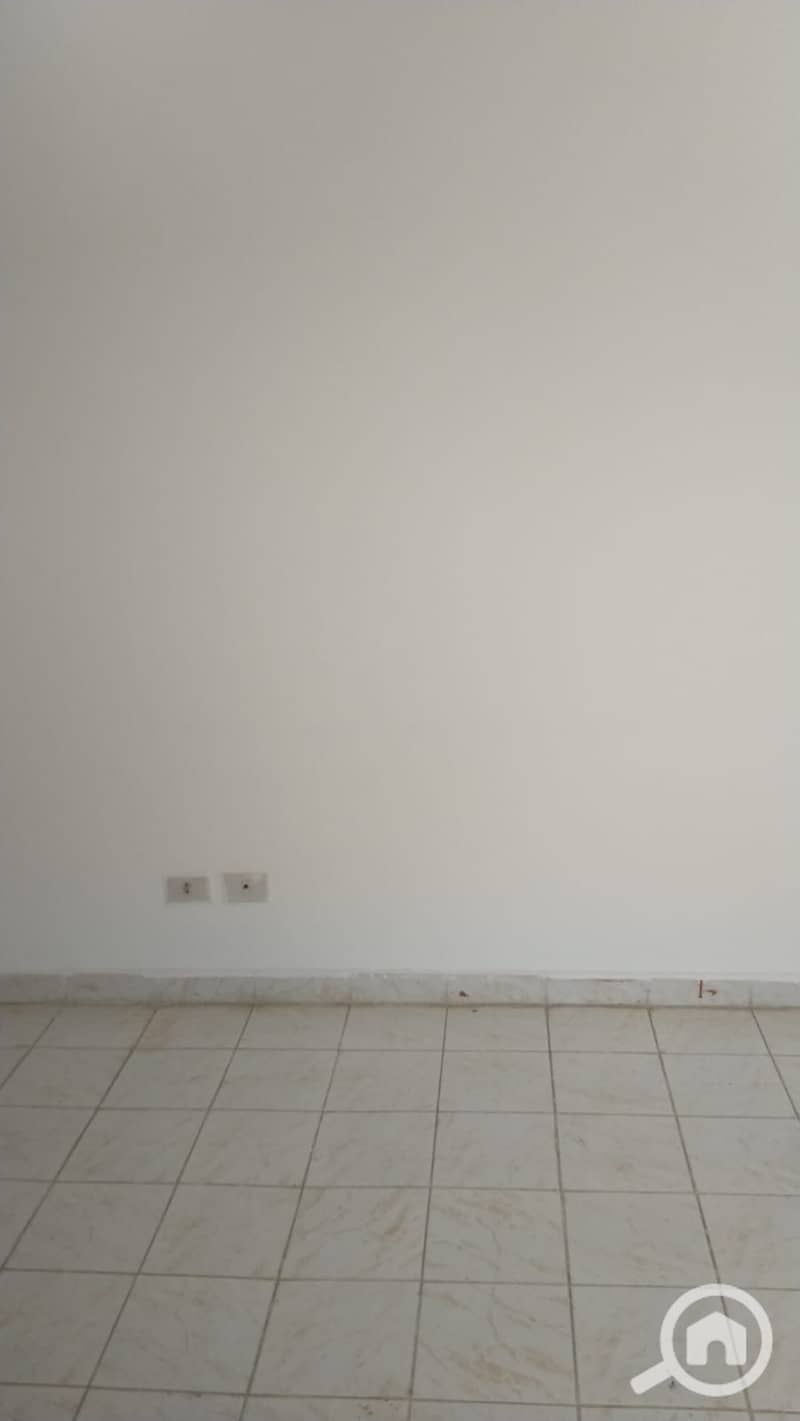 9 WhatsApp Image 2025-12-15 at 16.39. 45. jpeg