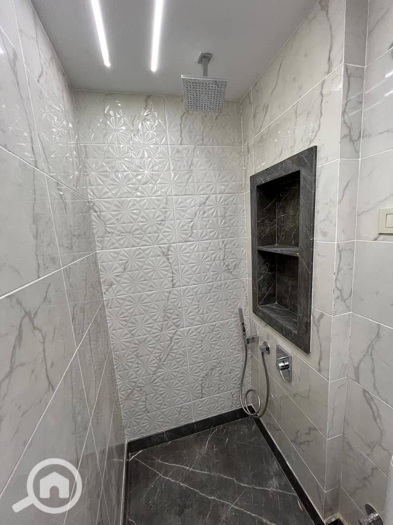 9 599923513_1428426532623968_1482485372286894335_n. jpg