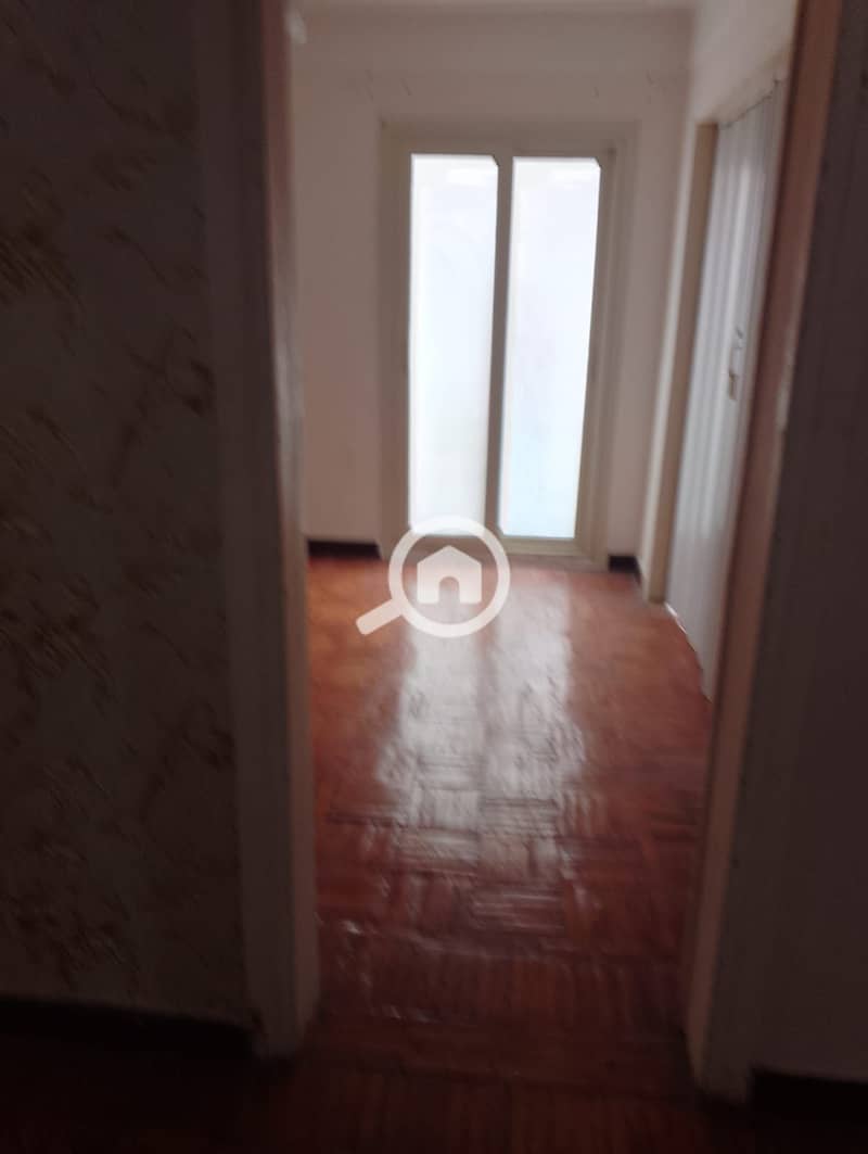 2 244f5d75-f4e2-4450-ba7f-12a58b4fd8d6. jpg