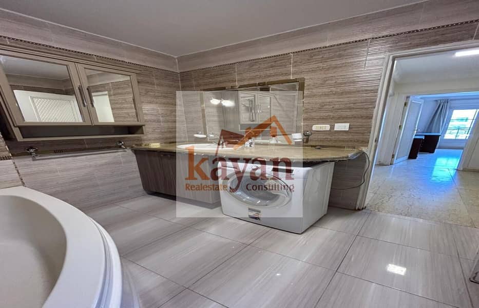 15 55c9525c-364e-41ab-8049-c2694393063c. jpg