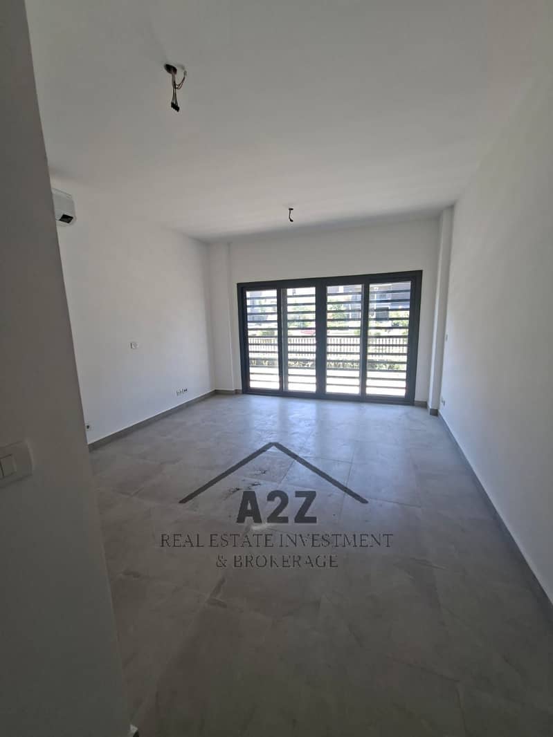 5 WhatsApp Image 2025-12-14 at 3.23. 34 PM (2). jpeg