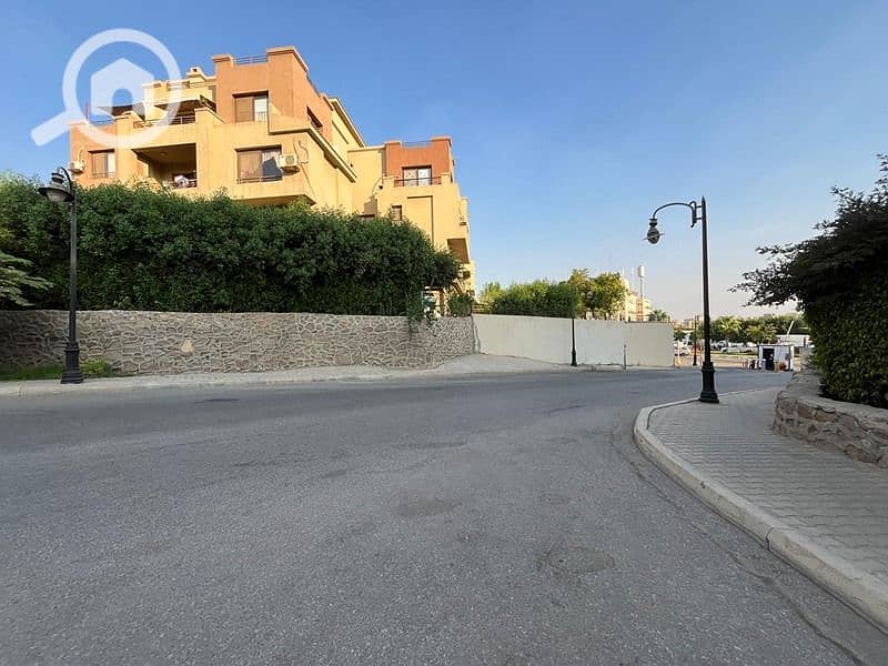 13 b87c5d15-c0fc-4208-a006-415dc96ee33f. jpg