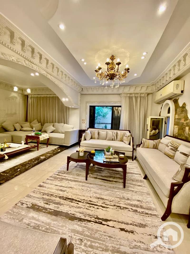 7 ec6aa77d-4e1e-41ac-a175-6984b67c281d. jpeg