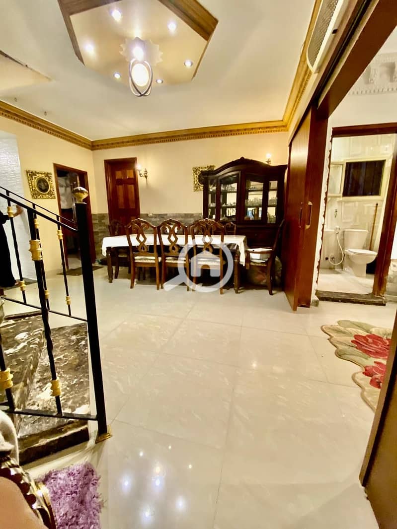 11 e342633f-6c26-48e6-ab66-aa4760651426. jpeg