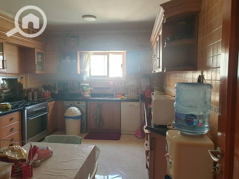 4 eaf97881-7f98-4891-9242-e3eae506f01b. jpeg