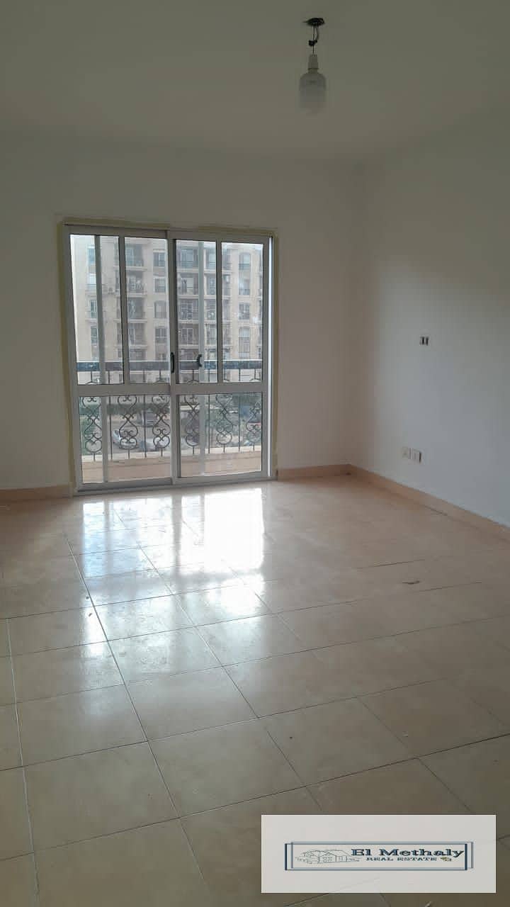 2 aeeabd37-29e9-43b7-9348-35c7193441ad. jpg