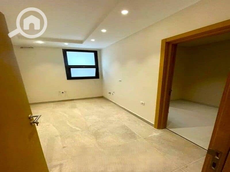 3 62c6194f-d4f0-472a-800c-b4f42859026e. jpeg